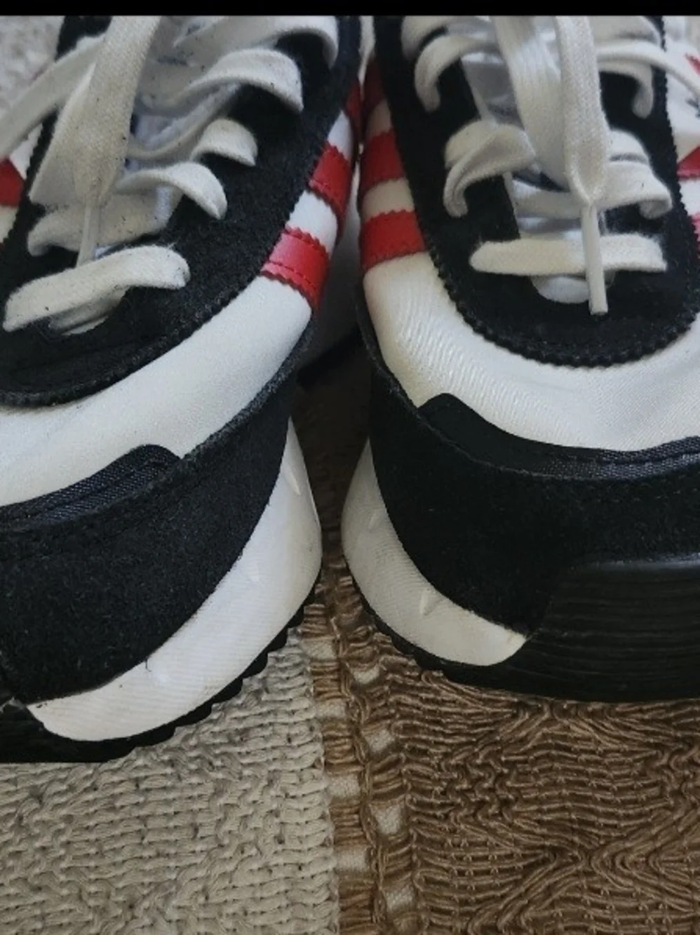 Adidas Retro Runner Sneakers in White, Black & Red